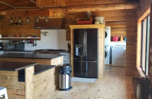 Bancroft Cabin | Ideal Family Cabin Near Lava Hot Springs with Pet-Friendly Amenities