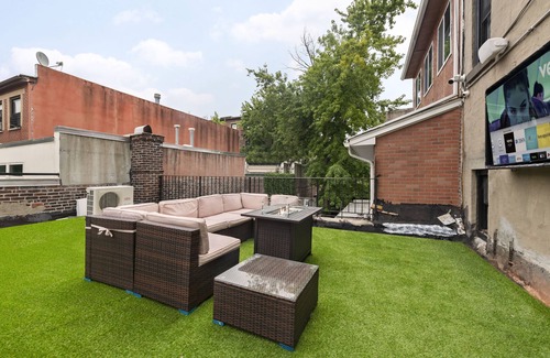 Bedford-Stuyvesant Apartment | Experience a Unique Master Suite with Patio in Brooklyn
