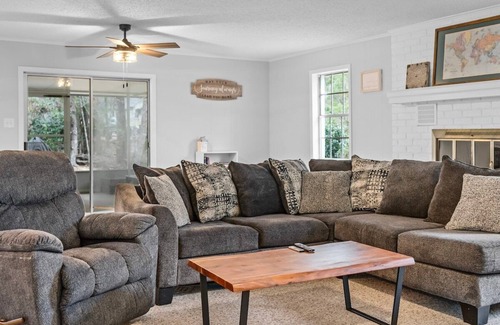 Hideaway House | Discover Your Serene Retreat at Hideaway Nook!