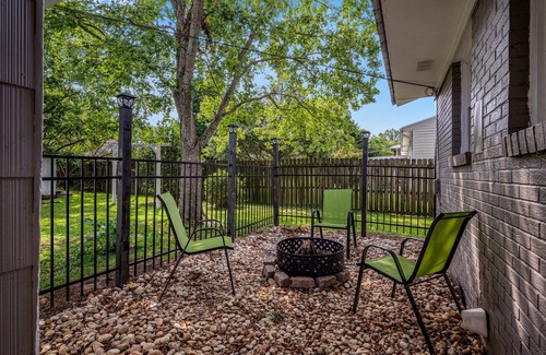 Cullman House | Experience Our Place: Pet-Friendly with Gorgeous Ocean Views