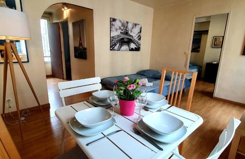 Louis Bertrand-Mirabeau-Semard Apartment | Discover Family-Friendly Comfort in Paris