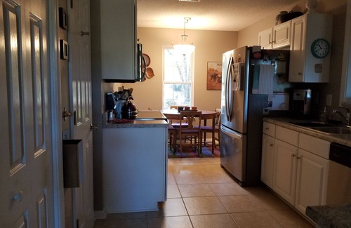 Pendleton House | Discover Raven's Ridge: Lake View, Pool & Spa Awaits