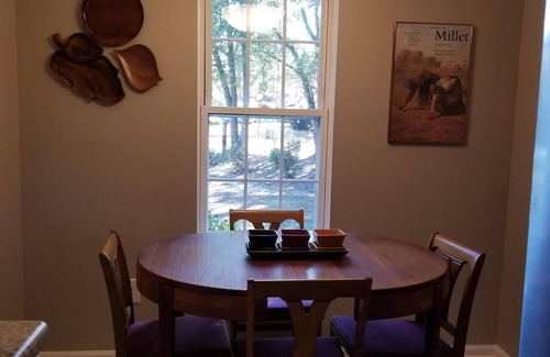 Pendleton House | Discover Raven's Ridge: Lake View, Pool & Spa Awaits