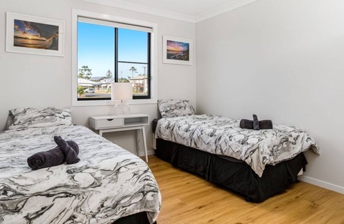 Evans Head Apartment | Discover River Breeze Unit: Top-Rated Family Retreat