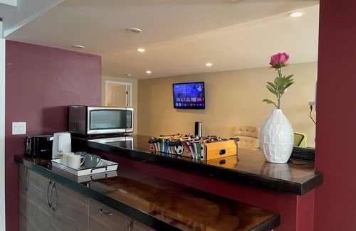 Jasper Place House | Welcome to Shibly's Retreat