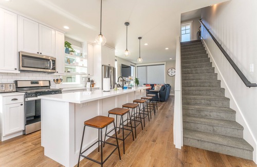 Chelan House | Experience Lake Chelan at The Lookout with Top Amenities