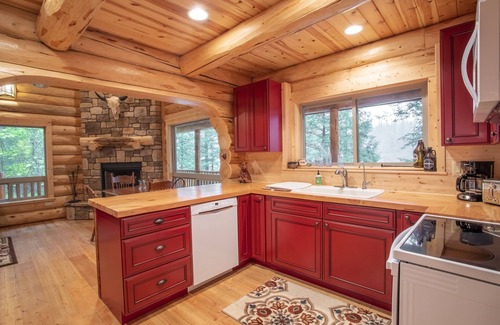 Whitefish Cabin | Experience Sweet Water: 2 Bed Cabin Near Glacier Park