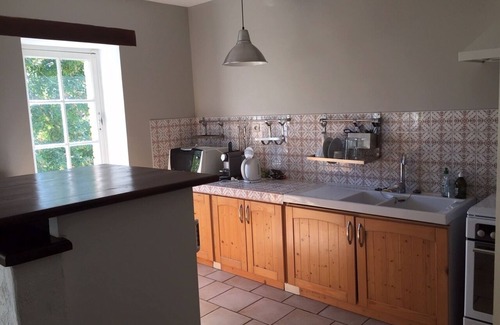 Gasques House | Experience Cottage Les Arcades: Pool & Ocean Views Await!