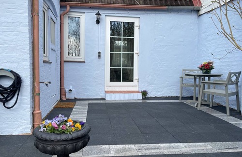 Friedrichstadt House | Explore Friedrichstadt: Pet-Friendly Retreat with Ocean Views