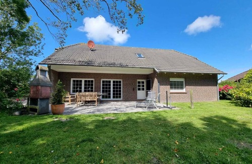 Dornum House | Experience Comfort at Friesenhaus "Im Hasengrund" Oceanfront