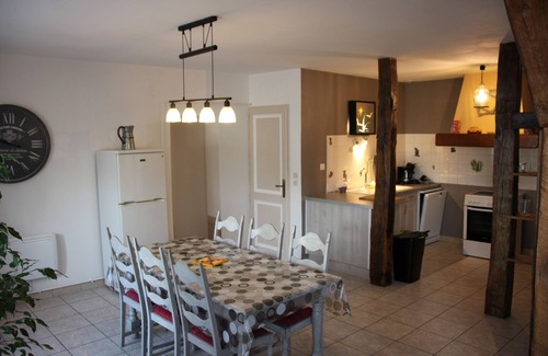La Porte du Der Cottage | Discover Gîte air du Temps: Pet-Friendly Retreat with Spa