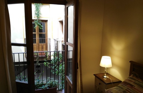 Toledo City Center Apartment | Experience the Heart of Toledo with Unmatched Comfort