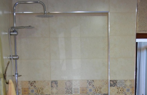 Sololaki Apartment | Experience the Historic Center of Tbilisi with Kitchen Access