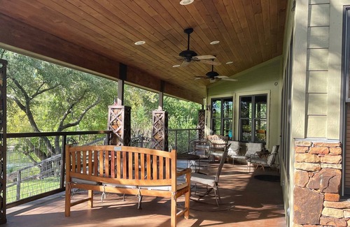 Buchanan Dam House | Tranquil Inks Lake Waterfront Retreat with Scenic Views