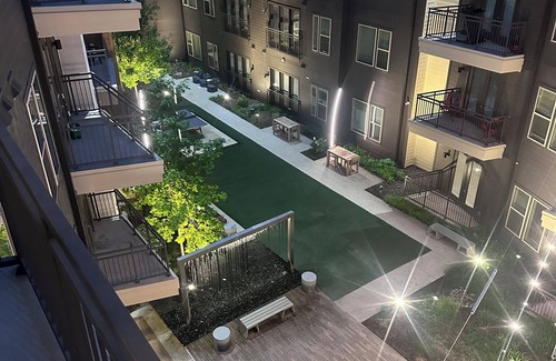 Dallas Apartment | Welcome to The Kickback !