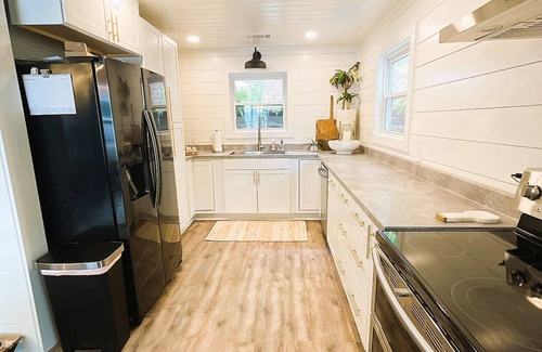 Crane Hill Cottage | Experience "The Lilly Pad" Waterfront Resort Cottage Bliss