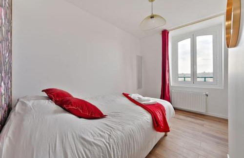 Marly-le-Roi Apartment | Discover Comfort at The Lola House - Family Friendly Stay