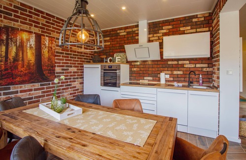 Visquard Apartment | Experience Comfort at "Lüttje Hütt" in Viskert - 10/10 Rated