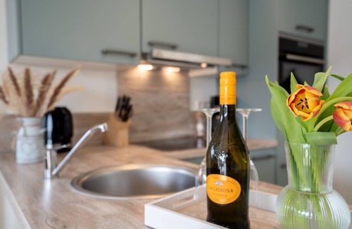 Gronenberg House | Discover the Ostseeperle: Oceanfront Bliss Awaits You!