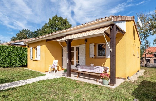 Hautefort House | Discover the Périgord Countryside: Guest Rated 9.8/10