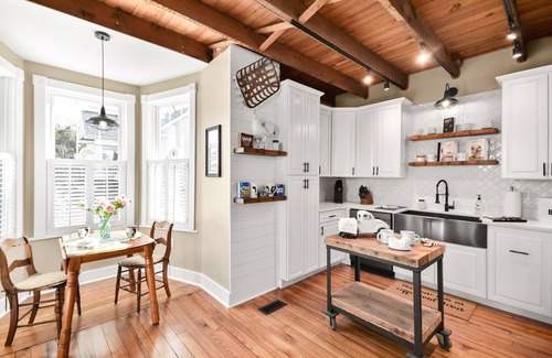Jefferson House | Experience the Rusty Rose: Family-Friendly Farmhouse Stay