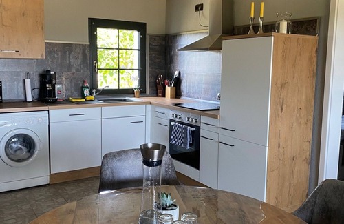 Daun House | Discover Daun Panorama - Klara: A Perfect Family Retreat