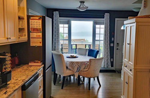 Weirs Beach Condo | Discover Weirs Lake View Condo with Late Sunday Check-Out