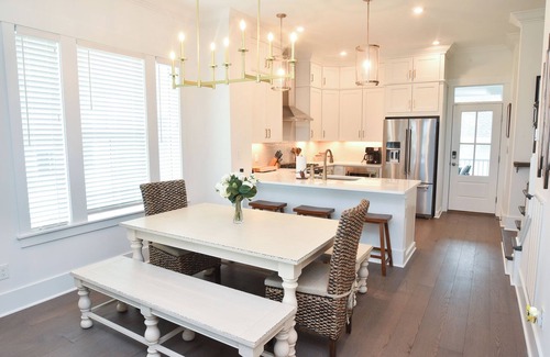 Cape Charles House | Experience Comfort at the Whale House with Ocean Views