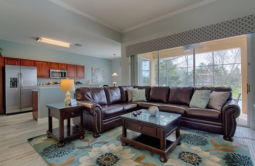 Windsor Hills Villa | Discover The Windsor Fantasy: 10/10 Rated Getaway!