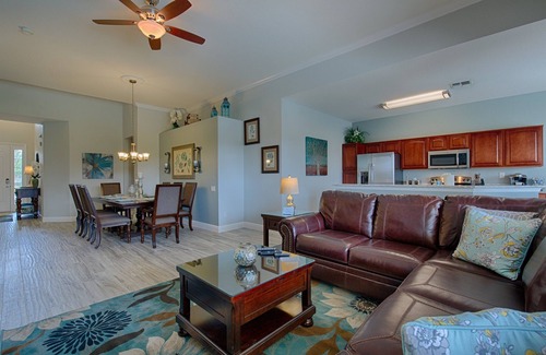 Windsor Hills Villa | Discover The Windsor Fantasy: 10/10 Rated Getaway!