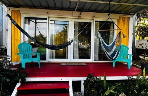 Islote Apartment | Exceptional DK Backyard Yellow Room: Pet & Child Friendly