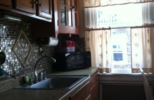 North End Cottage | Pet-Friendly Coastal Cottage with High Guest Ratings