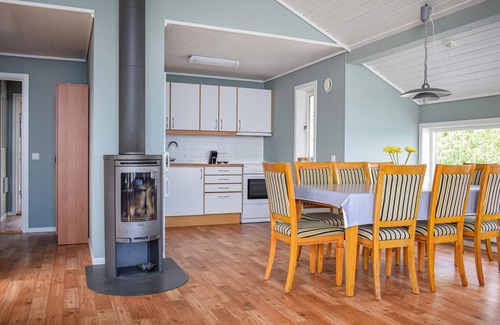 Hervik House | Discover Your Perfect Getaway in Idyllic Liarvåg