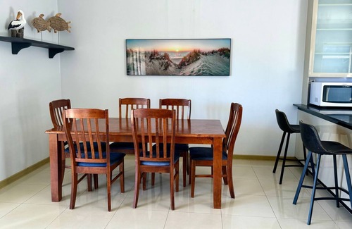 Jurien Bay Villa | Experience Unit 24 Seafront Estate in Vibrant Jurien Bay