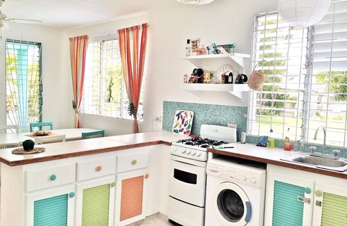 Graeme Hall Apartment | Discover Villa Sunlight: Oceanfront Bliss Awaits You