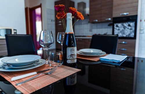 Alghero Villa | Discover Villa Mirta: Your Tranquil Retreat in Alghero
