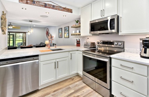 Bethany Beach Condo | Unwind Near the Beach with Pool, Tennis & Top Amenities