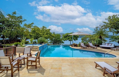 Discovery Bay Villa | Welcome to Your Private Sanctuary in Paradise!
