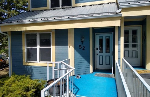 Cloudcroft House | Relaxing Getaway Near Trails, Town & Golf Course - 10/10 Rating