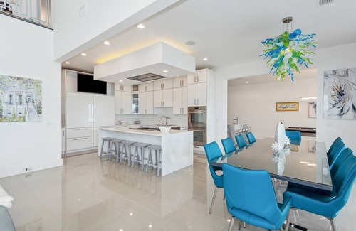 Villa Primera House | Discover Your Paradise Retreat at Pensacola Beach Today