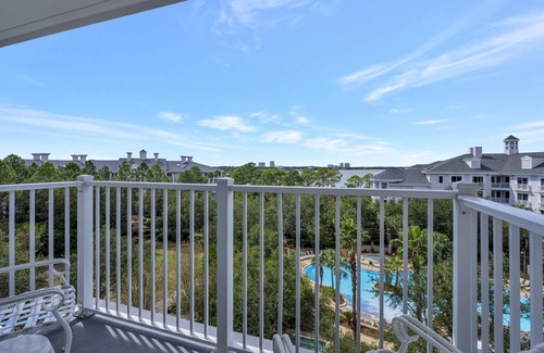 Baytowne Wharf Condo | Discover Grand Sandestin 6th Floor Studio Retreat Today