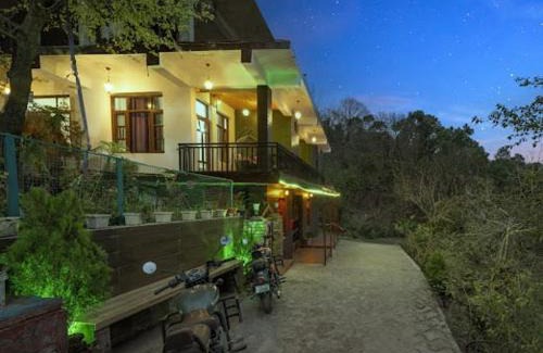 Dharampur Apartment | WelcomeCity Kasauli Operated By Splendid Hotels