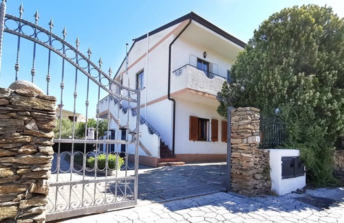 Limpiddu Apartment | Experience Welcomely - La Casa Di Rita in Salamaghe