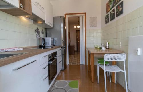 Lecco Apartment | Discover Welcomely - Ponte Vecchio Family Apartment