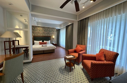 The Mall Road Hotel | Discover WelcomHeritage Kasmanda Palace: 4-Star Excellence