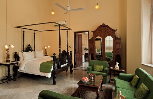 Hansi Hotel | Discover WelcomHeritage Sheikhpura Kothi with Pool & Dining