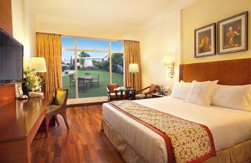Vadodara Hotel | Discover Welcomhotel by ITC Hotels, Vadodara with Pool & Views