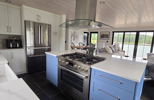 West Tremont House | Welcoming 2-bedroom house with AC in charming Tremont