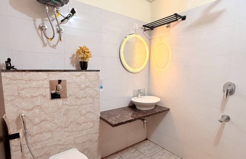Jagatpura Apartment | Welcoming 3-bedroom apartment with in Jaipur