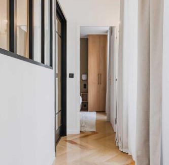 Quartier de la Roquette Apartment | Discover CMG - Bastille / Charonne: Family-Friendly Retreat